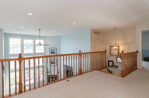 952 Eagle Lk Dr, Kalamazoo MI 49009-8429 exterior