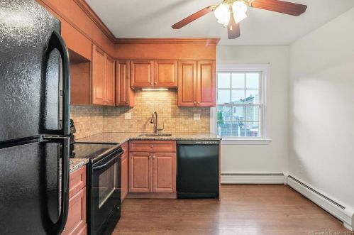 46 Adams Ave, Norwalk CT 06851-2801 exterior