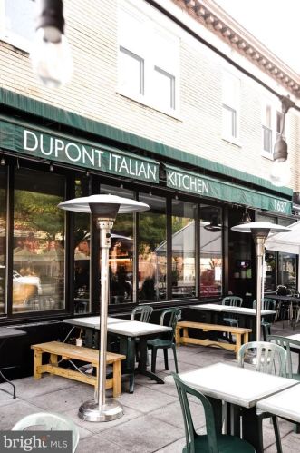 1619 R St, Washington DC  20009-6441 exterior