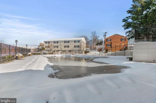 5250 Maris Ave, Alexandria VA exterior