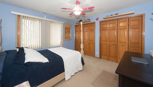 8236 Ainslie St, Chicago IL 60706-3067 exterior