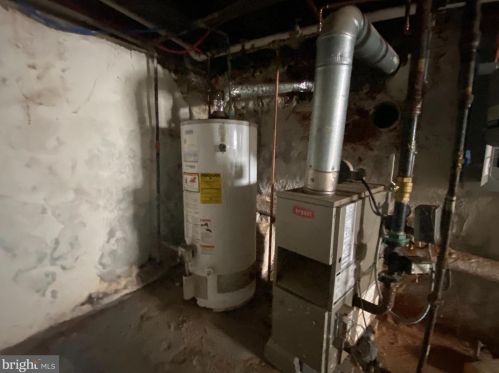 2229 Cantrell St, Philadelphia PA 19148-3320 exterior