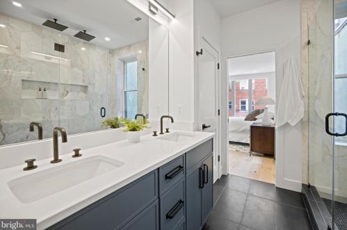 1834 Swann St, Washington DC  20009-5505 exterior