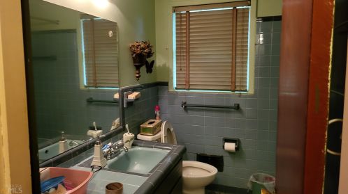 707 Caron Cir, Atlanta GA 30318-6042 exterior