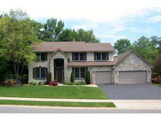 1531 Covington Ln, Saint Paul, MN 55122-2746