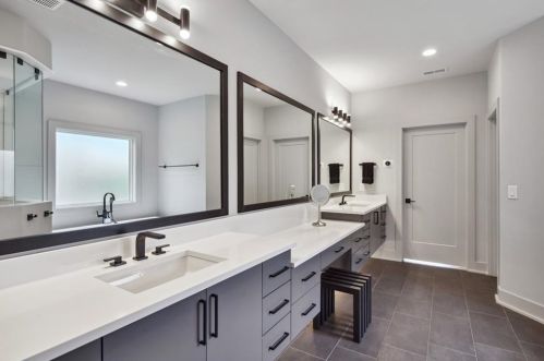 2313 Briarwood Hl Dr, Atlanta GA 30319-3840 exterior