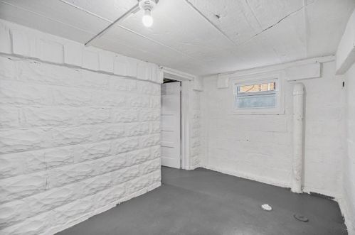 4344 Ludwick St, Pittsburgh PA 15217-3005 exterior