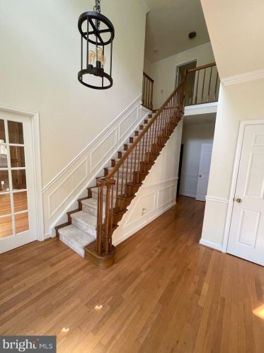 9 Le Havre Ct, Rockville MD  20854-3176 exterior