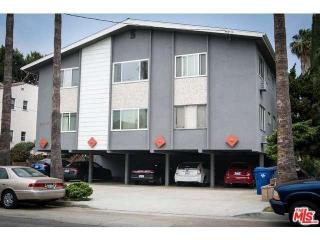 2915 St George St, Los Angeles CA  90027-3026 exterior