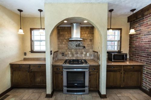 9329 Althea Ave, Saint Louis MO 63123-4421 exterior