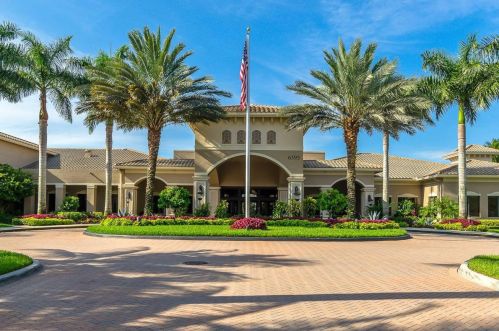 7096 Corning Cir, Boynton Beach FL 33437-3986 exterior