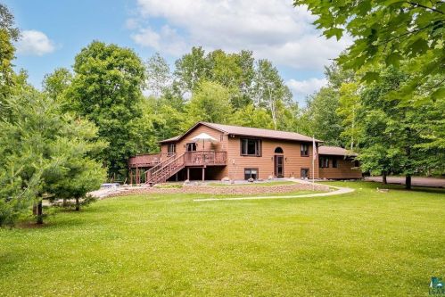 6087 Helm Rd, Duluth MN 55811-9666 exterior