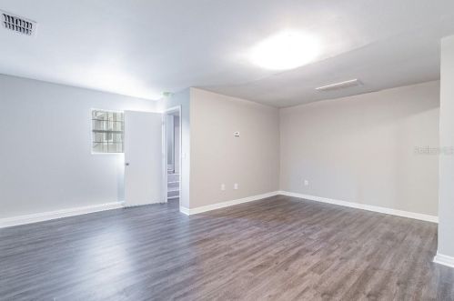 1301 Ellicott St, Tampa FL 33603-2523 exterior