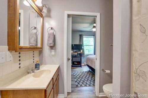 5682 Bartonville Rd, Belding MI 48809-8708 exterior