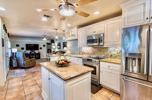 2249 Trafalgar Ave, Riverside CA 92506-4627 exterior