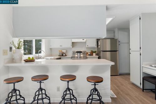 1874 Camino Estrada, Concord, CA 94521-2418