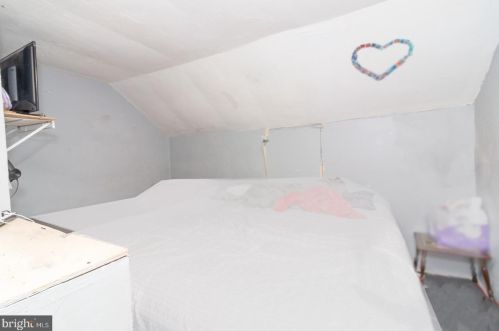 427 Cummings Ave, Trenton NJ 08611-1112 exterior