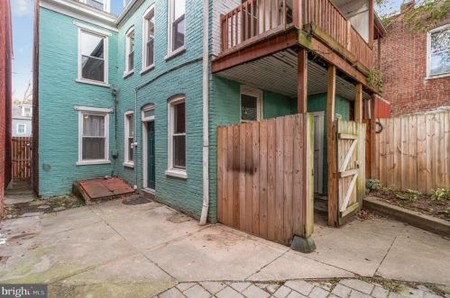 453 Queen St, Lancaster PA 17603-2984 exterior