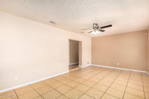 1158 Eva St, Phoenix AZ  85020-2639 exterior