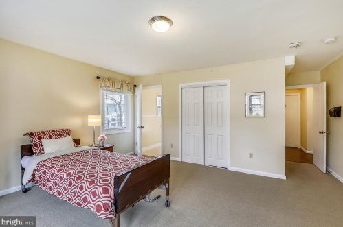 2804 Blazer Ct, Silver Spring MD 20906-2319 exterior