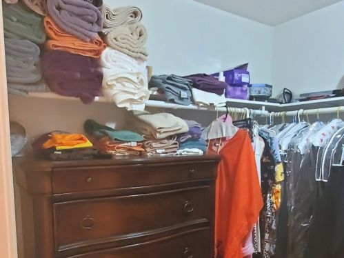 1218 Maywood Dr, Broadview IL 60153-1879 exterior