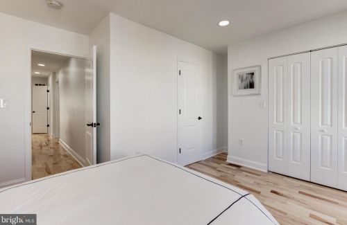 1335 Emerald St, Washington DC 20002-5432 exterior