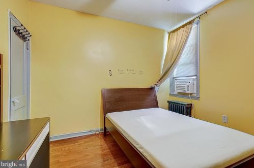 3224 Cottman Ave, Philadelphia PA 19149-1605 exterior