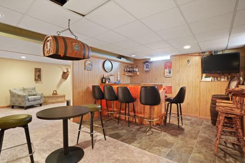 7925 Holt Ave, Milwaukee WI 53219-3845 exterior