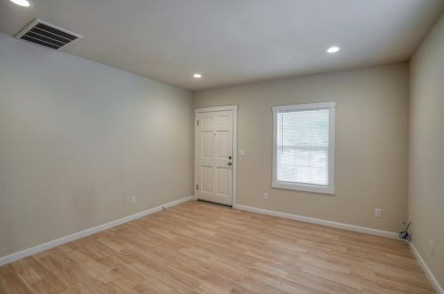 180 Empire St, San Jose CA 95112-3311 exterior