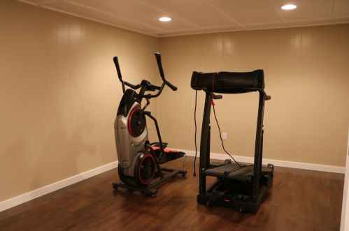 4301 Walnut Hl Dr, Grand Rapids MI 49512-3893 exterior