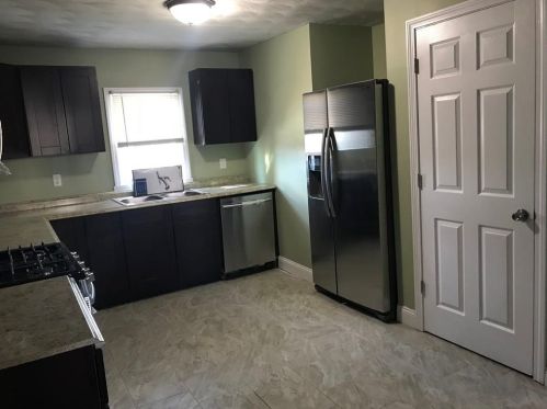 98 Sherwood St, Providence RI 02908-1615 exterior