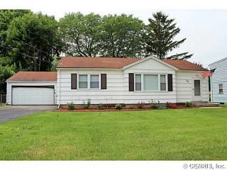 923 Greece Rd, Rochester, NY 14626-1047