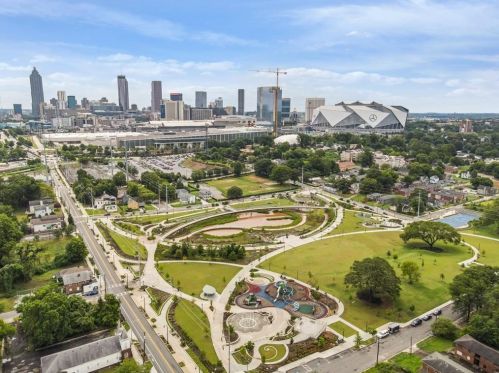 379 Elm St, Atlanta GA 30318-8501 exterior