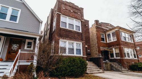4037 Cornelia Ave, Chicago, IL 60641-3917