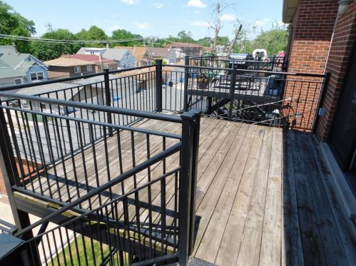 11148 Kedzie Ave, Chicago IL 60629-3532 exterior