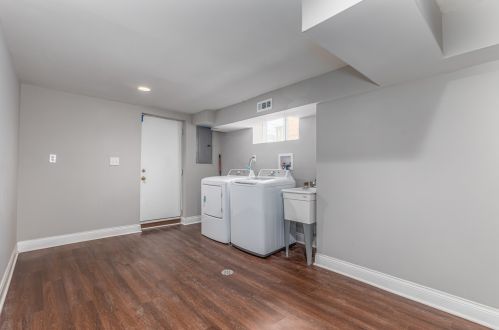 1031 92nd St, Chicago IL 60617-3839 exterior