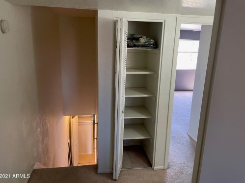 8224 33rd Ave, Phoenix AZ 85017-2303 exterior