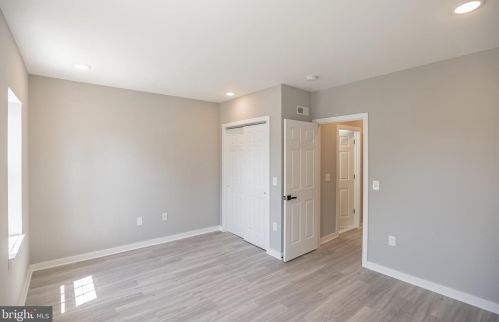 5809 Ditman St, Philadelphia PA 19135-4043 exterior