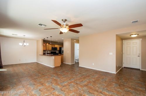 9966 Emberwood Dr, Tucson AZ 85748-5114 exterior