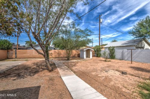 1512 Cypress St, Phoenix AZ 85009-2808 exterior