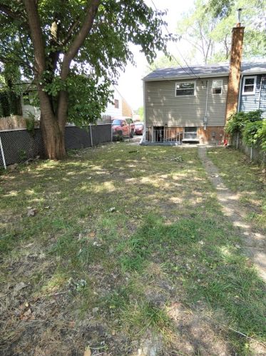 11649 Racine Ave, Chicago IL 60643-5420 exterior