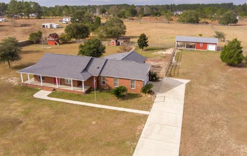 4805 Douglas Dr, Milton FL 32583-9321 exterior