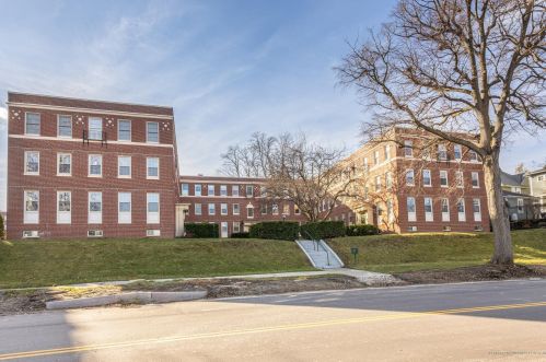 290 Baxter Blvd, Portland ME  04101-1620 exterior