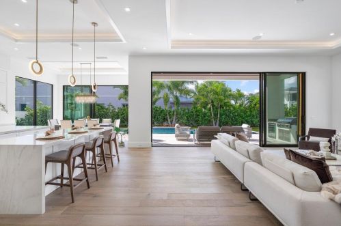 396 2nd St, Boca Raton FL  33432-4004 exterior