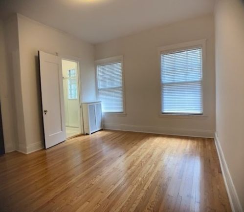 415 Surf St, Chicago IL 60657-6106 exterior