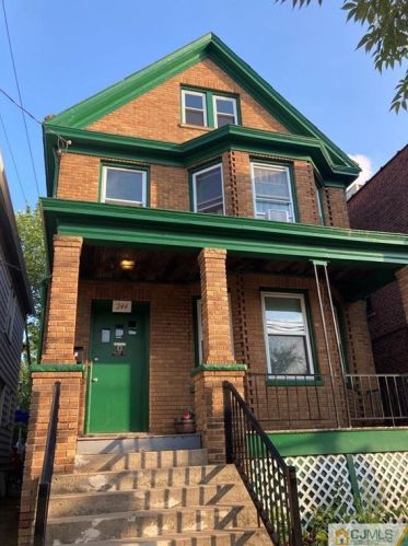 244 Hamilton St, New Brunswick NJ 08901-2206 exterior