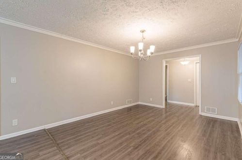 4335 Greenleaf Rd, Atlanta GA exterior