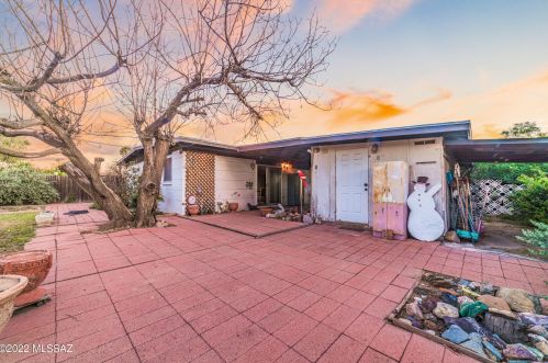 426 Calle Garcia, Tucson AZ 85706-5209 exterior