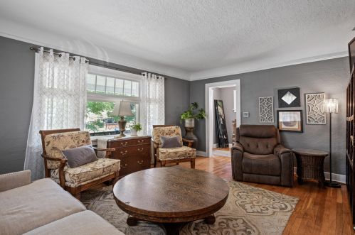 1906 Cornelius Ave, Grand Rapids MI 49507-2849 exterior