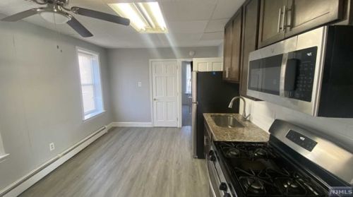 22 Garfield Ave, Outwater NJ  07026-1310 exterior